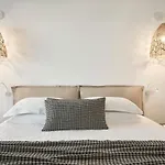 Hotel Mykonos Bliss - Cozy Suites, Adults Only 4*