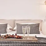 Mykonos Bliss - Cozy Suites, Adults Only 4*